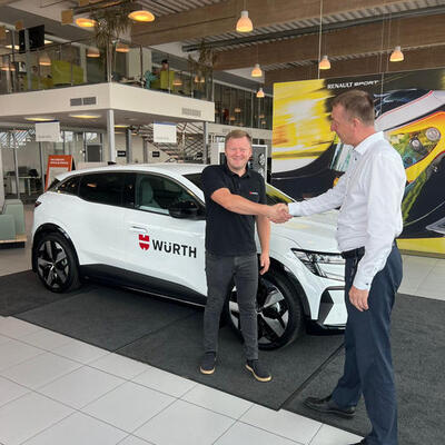 Loovutasime uhkusega Würthile uue Renault Megane E-Tech'i