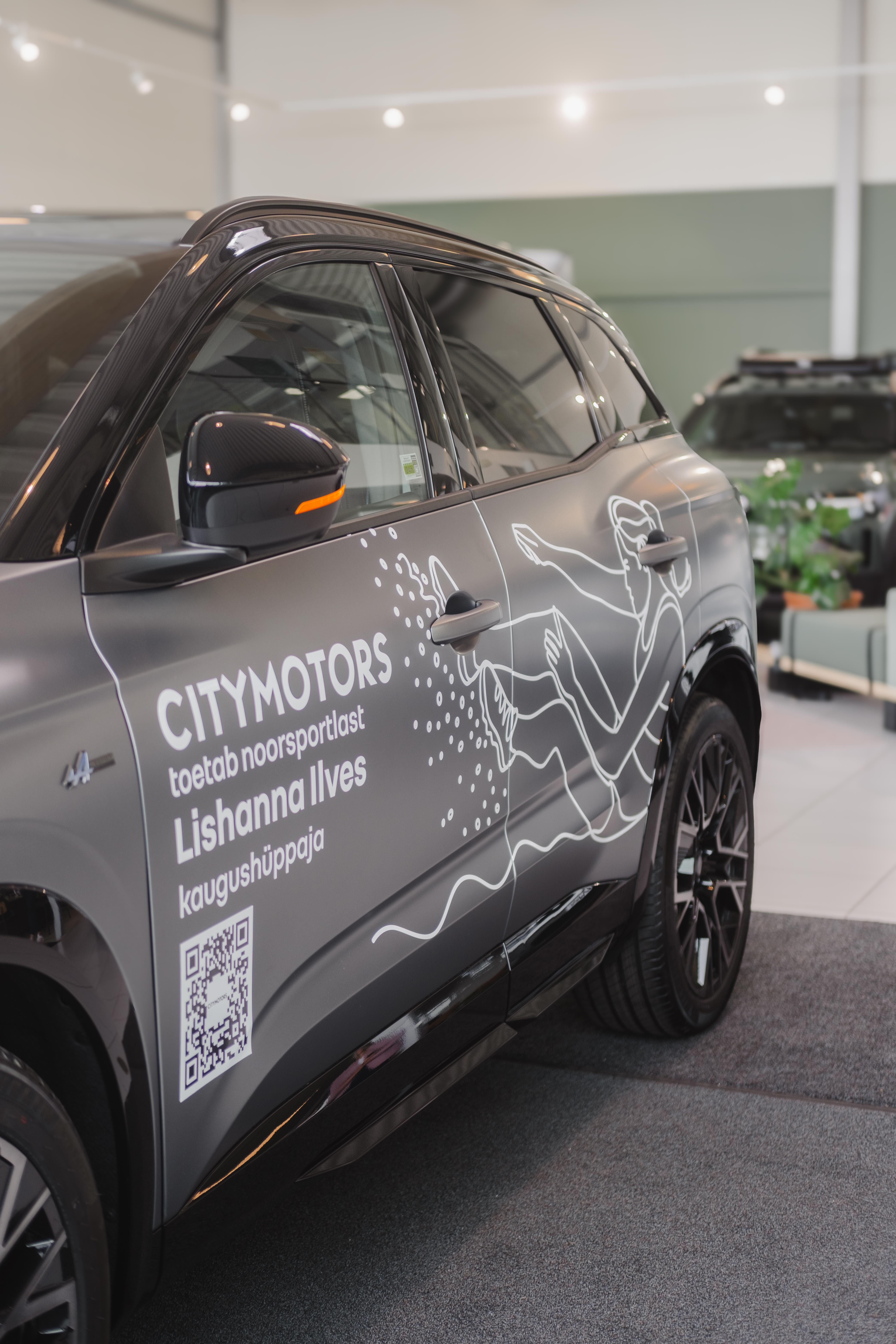 Lishanna Ilves auto üleandmine City Motors Laargi esinduses